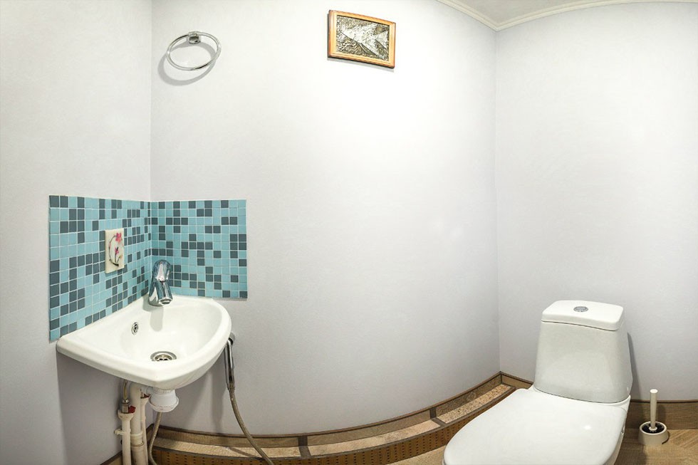 bathroom_02